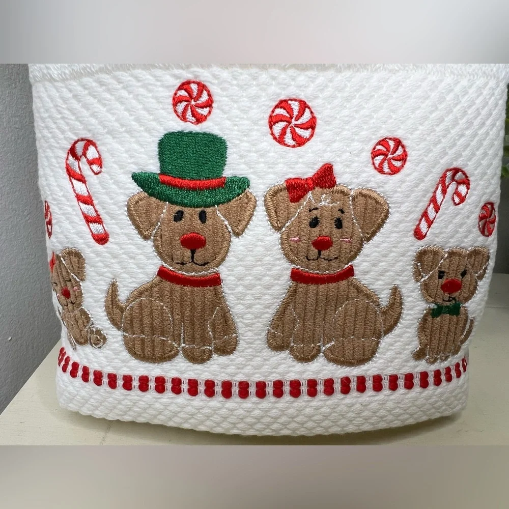 Brand New-Balsam & Fir Puppy Dogs Holiday Towels-Set 2